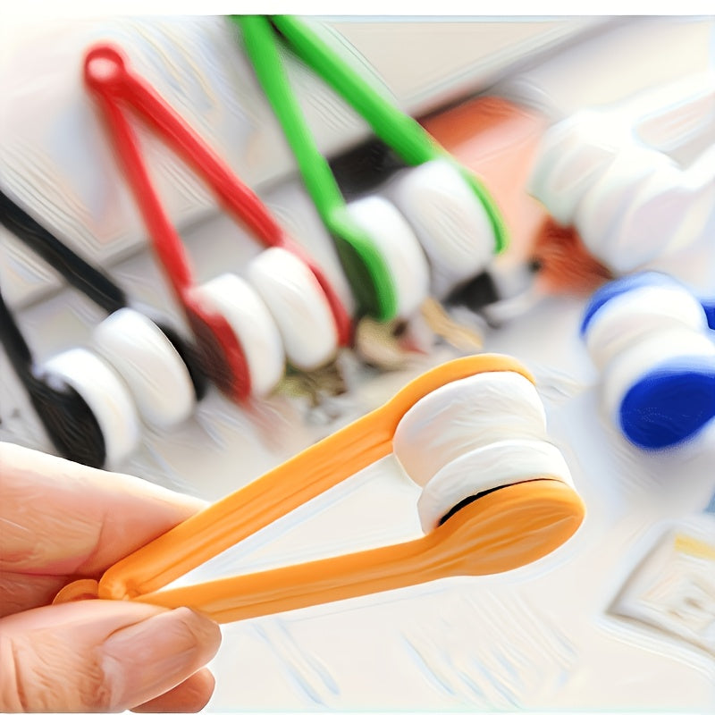 5pcs Eyeglass Cleaning Brush And Cloth Set (Includes 2pcs Random Color Cleaning Brushes And 3pcs Random Color Cleaning Cloths), Fashionable, Portable Eyeglass Wiping, Non-Scratch Lens Cleaning Clip, Stain Removal, Perfect Gift for Glasses